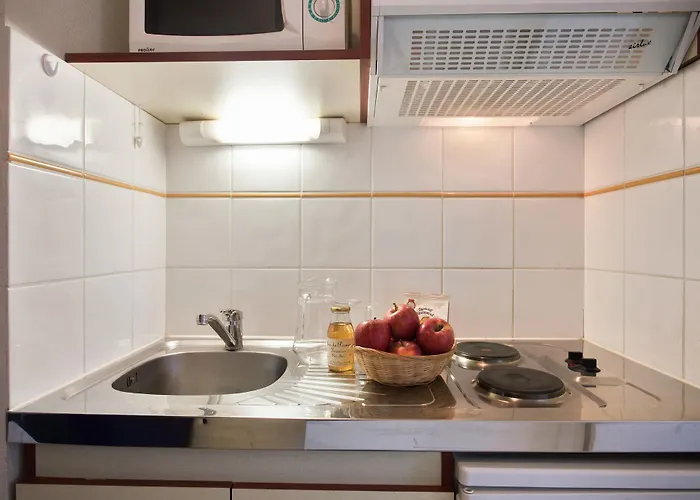 Appart'city Classic 3* Caen